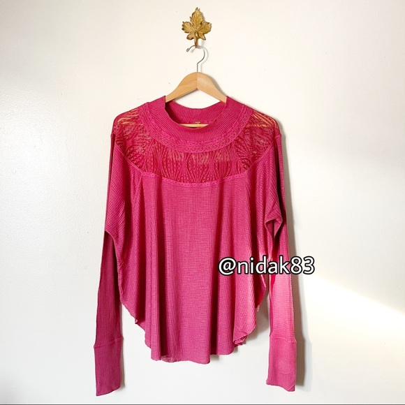 Free People Red Spring Valley Knit Top NWOT oversized size XS - Picture 2 of 7